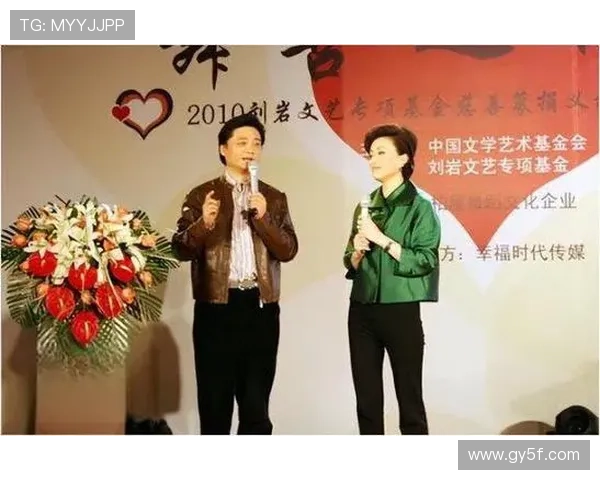 时尚帅龙引领风潮以优雅为唯一语言书写非凡魅力传奇华丽篇章之路